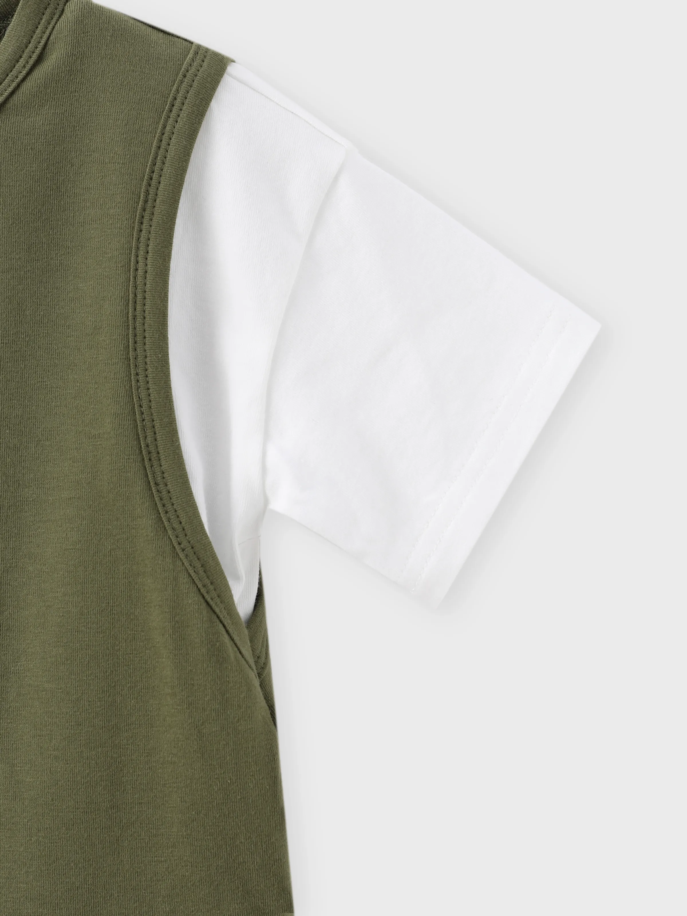 2pcs Toddler Boy Trendy Patch Pocket Short-sleeve Cotton Top and Cargo Shorts Set Army green - Image 5