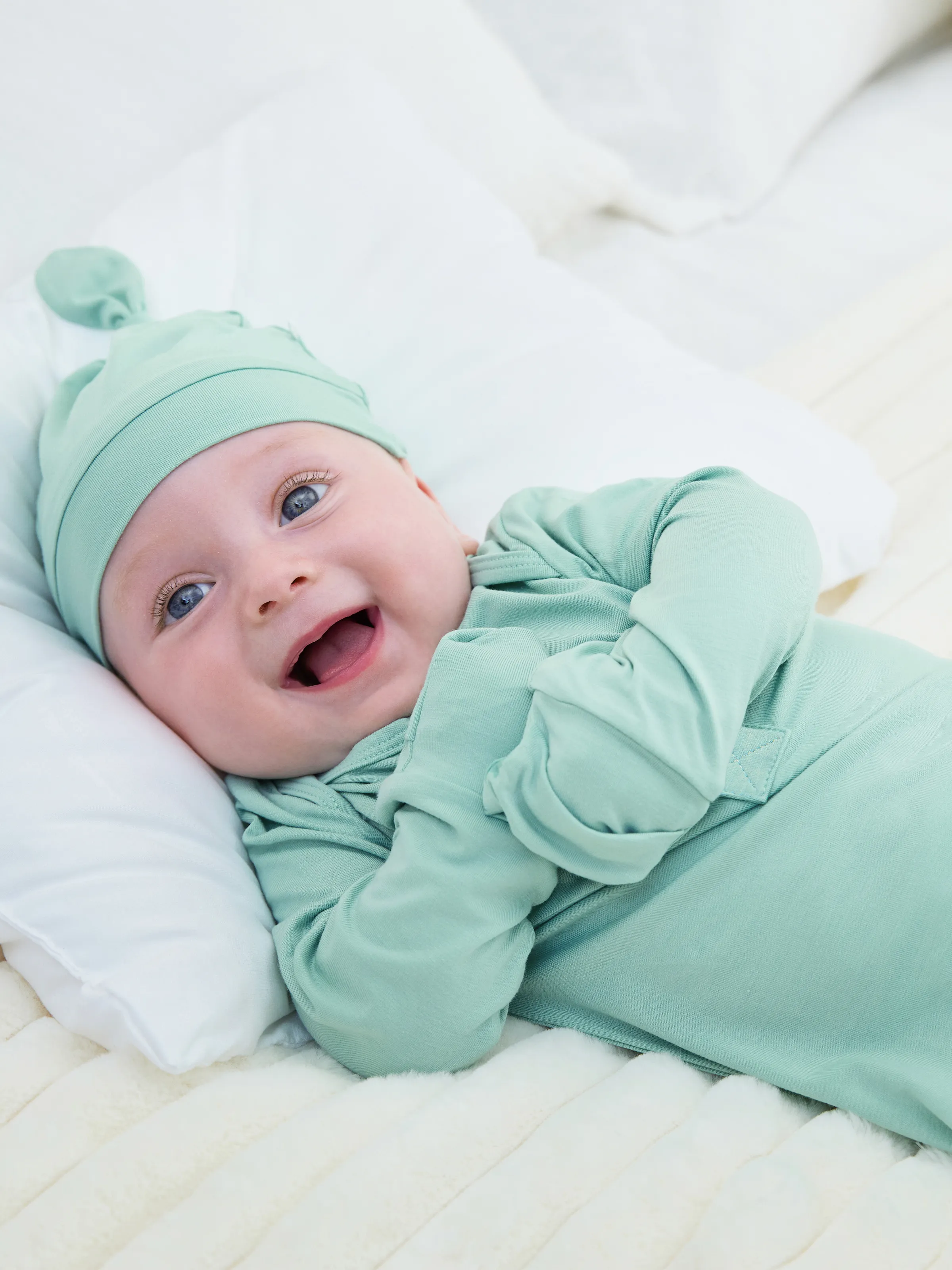 Bamboo Baby Boy/Girl Sleeping Bag Infant Gown with Hat Light Green - Image 5