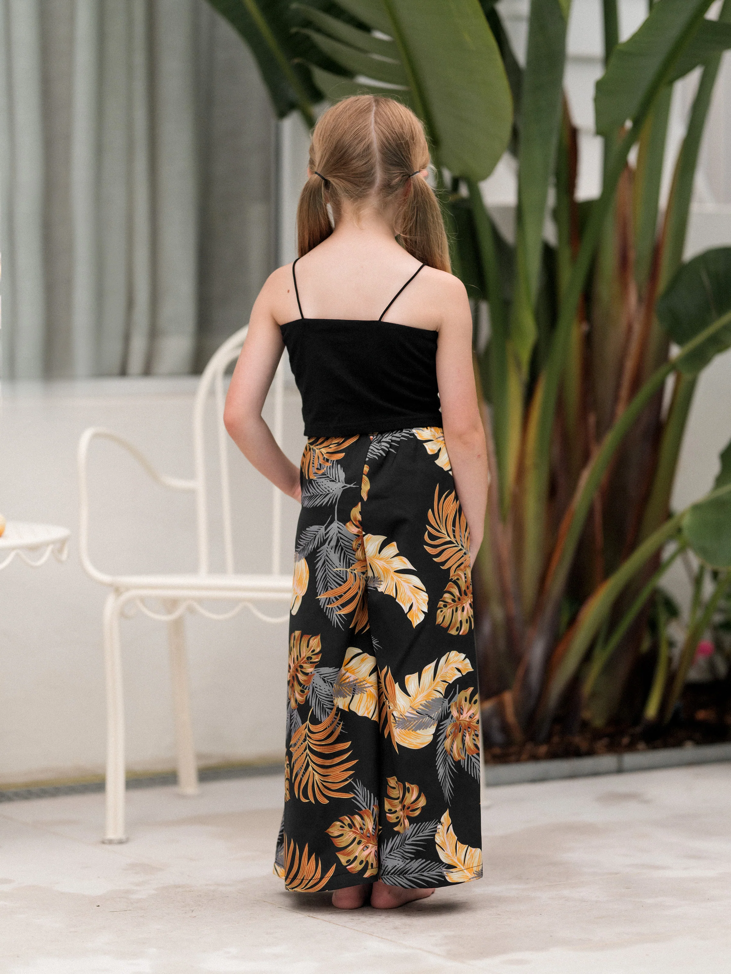 Daddy & Daughter Floral Print Beach Wear Short-sleeve Shirt or Camisole top and Wide-Leg Pants Set for Summer Vacation Family Looks Black+White - Image 12