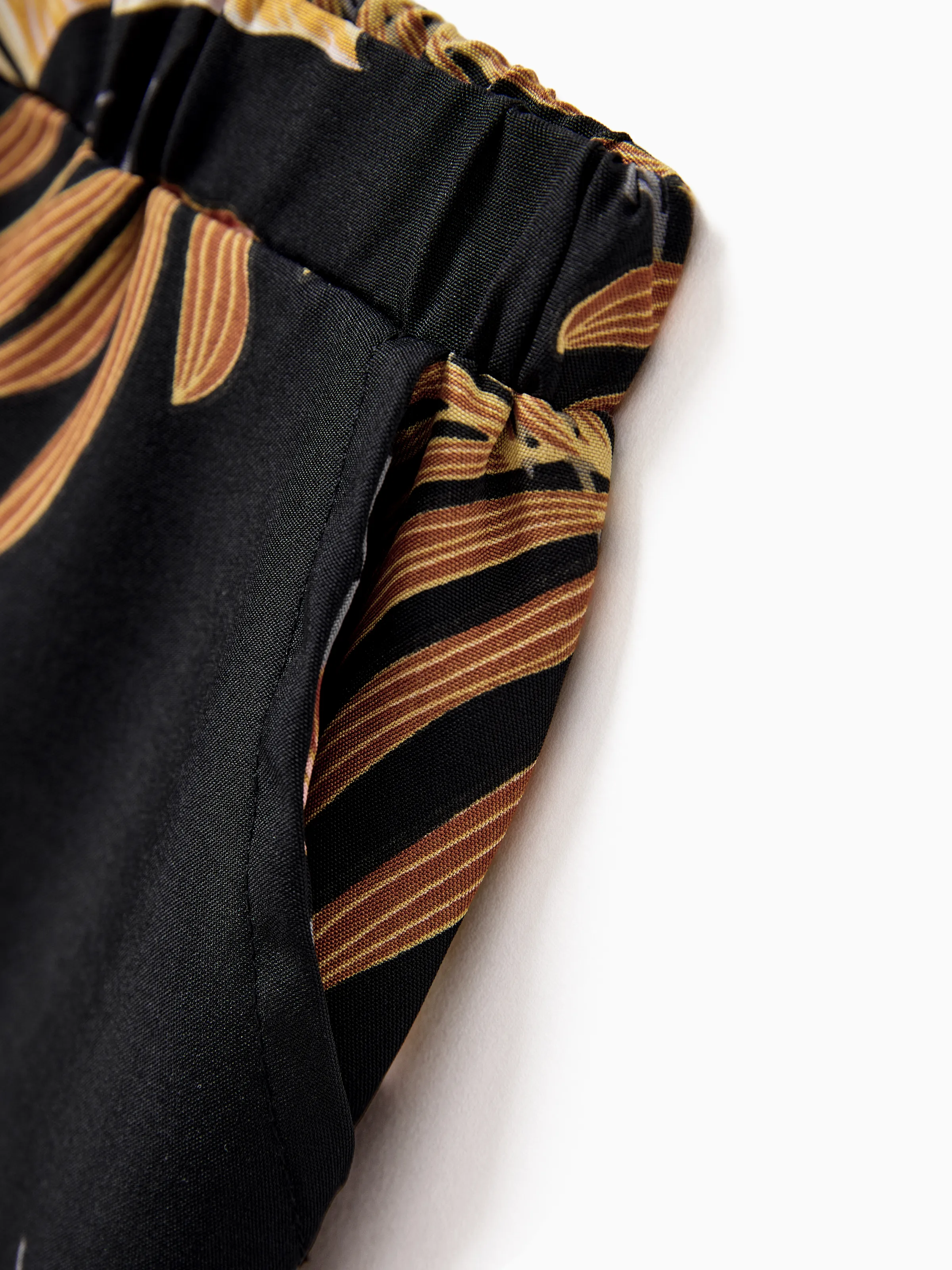 Daddy & Daughter Floral Print Beach Wear Short-sleeve Shirt or Camisole top and Wide-Leg Pants Set for Summer Vacation Family Looks Black+White - Image 16