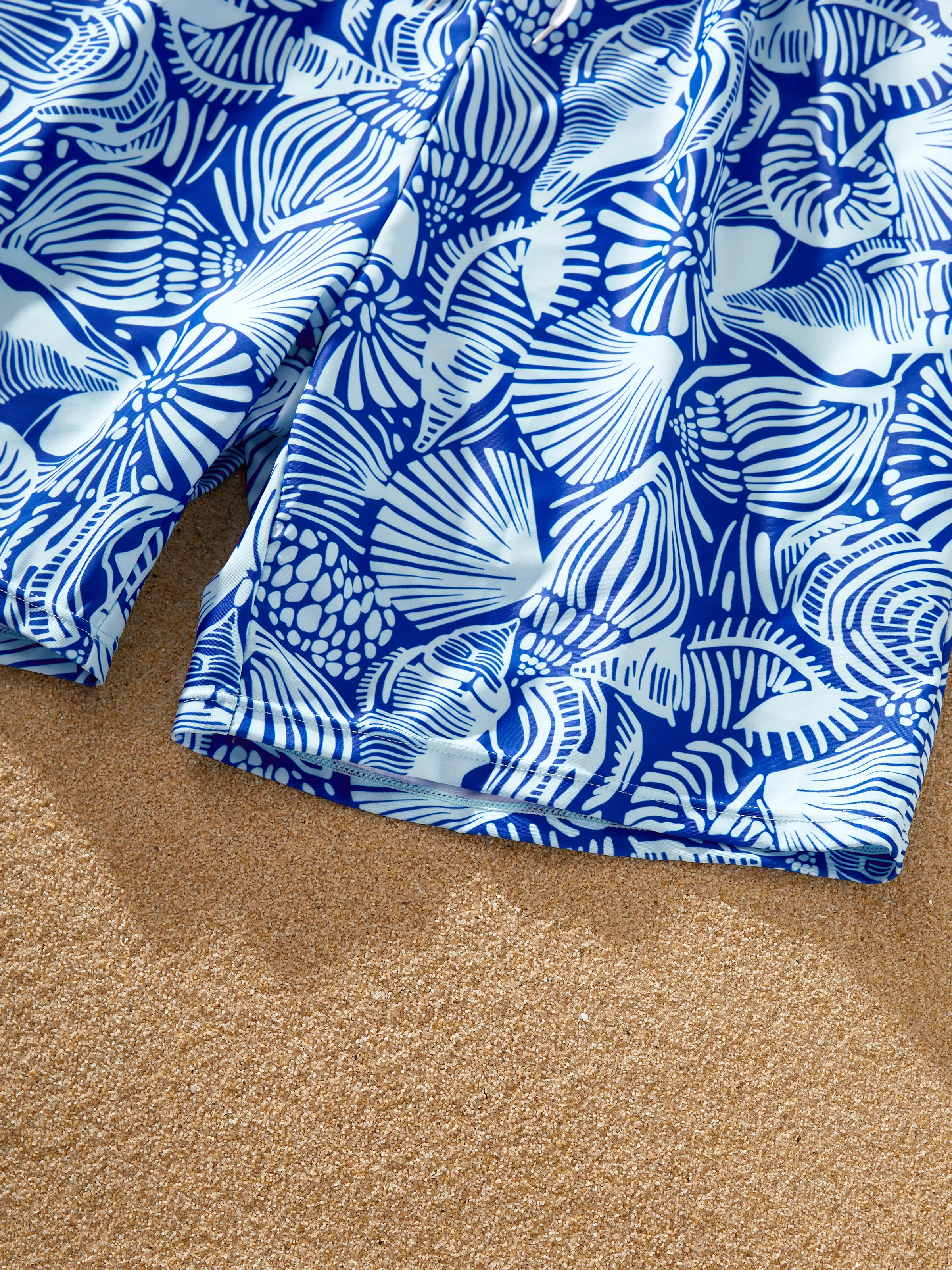 Daddy & Daughter Shell Print Swimwear Floral two-piece Bikini & Swim Shorts Set for Mom, Dad, & Kids, Perfect for Beach Days & Pool Parties Blue - Image 9