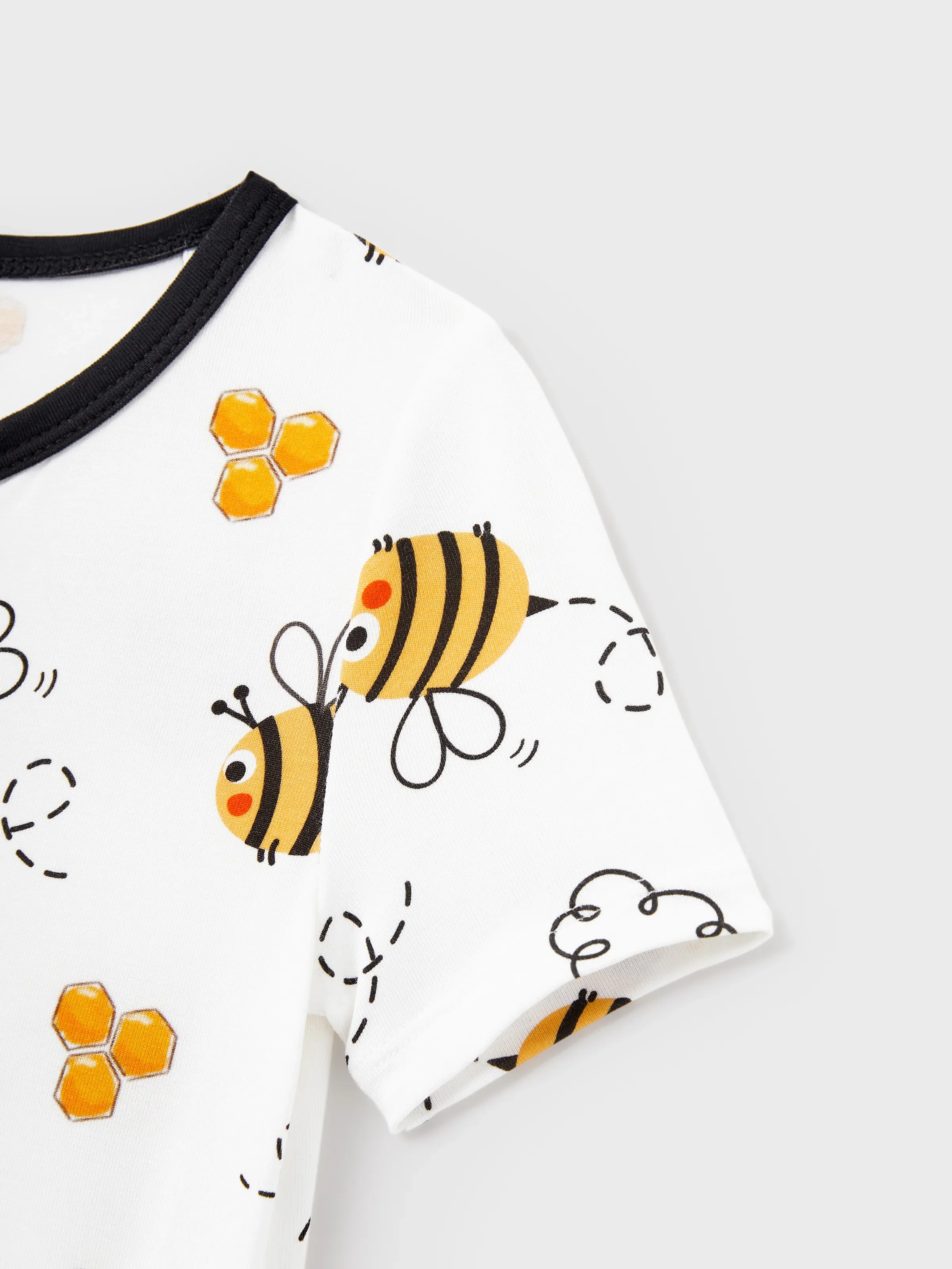 Daddy & Son Bamboo Pajamas Soft Bamboo Viscose PJs for Men Women Kids Toddler, Cute Bee Print Sleepwear with Short Sleeve Top and Long Pants White - Image 21
