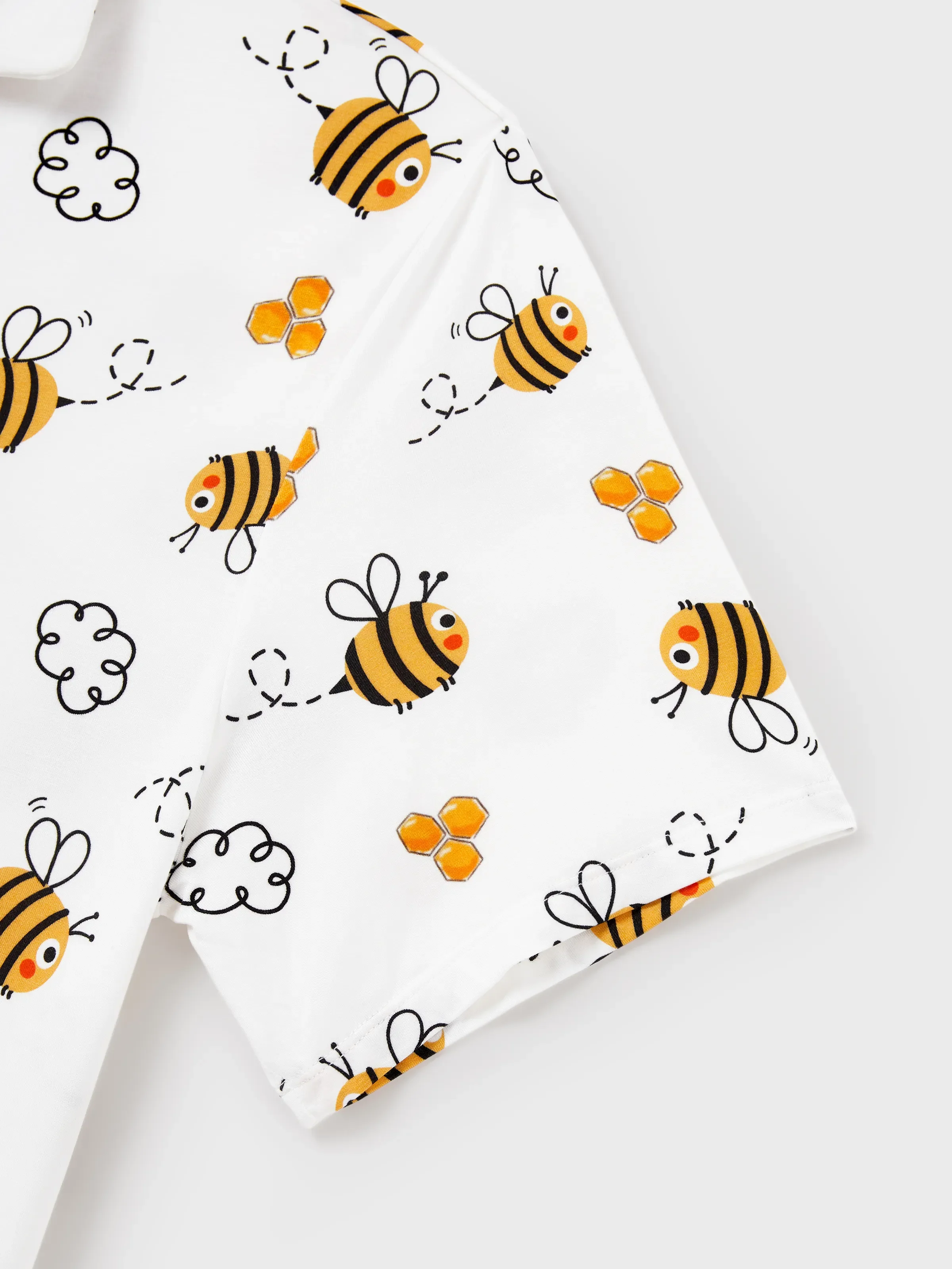 Daddy & Son Bamboo Pajamas Soft Bamboo Viscose PJs for Men Women Kids Toddler, Cute Bee Print Sleepwear with Short Sleeve Top and Long Pants White - Image 9