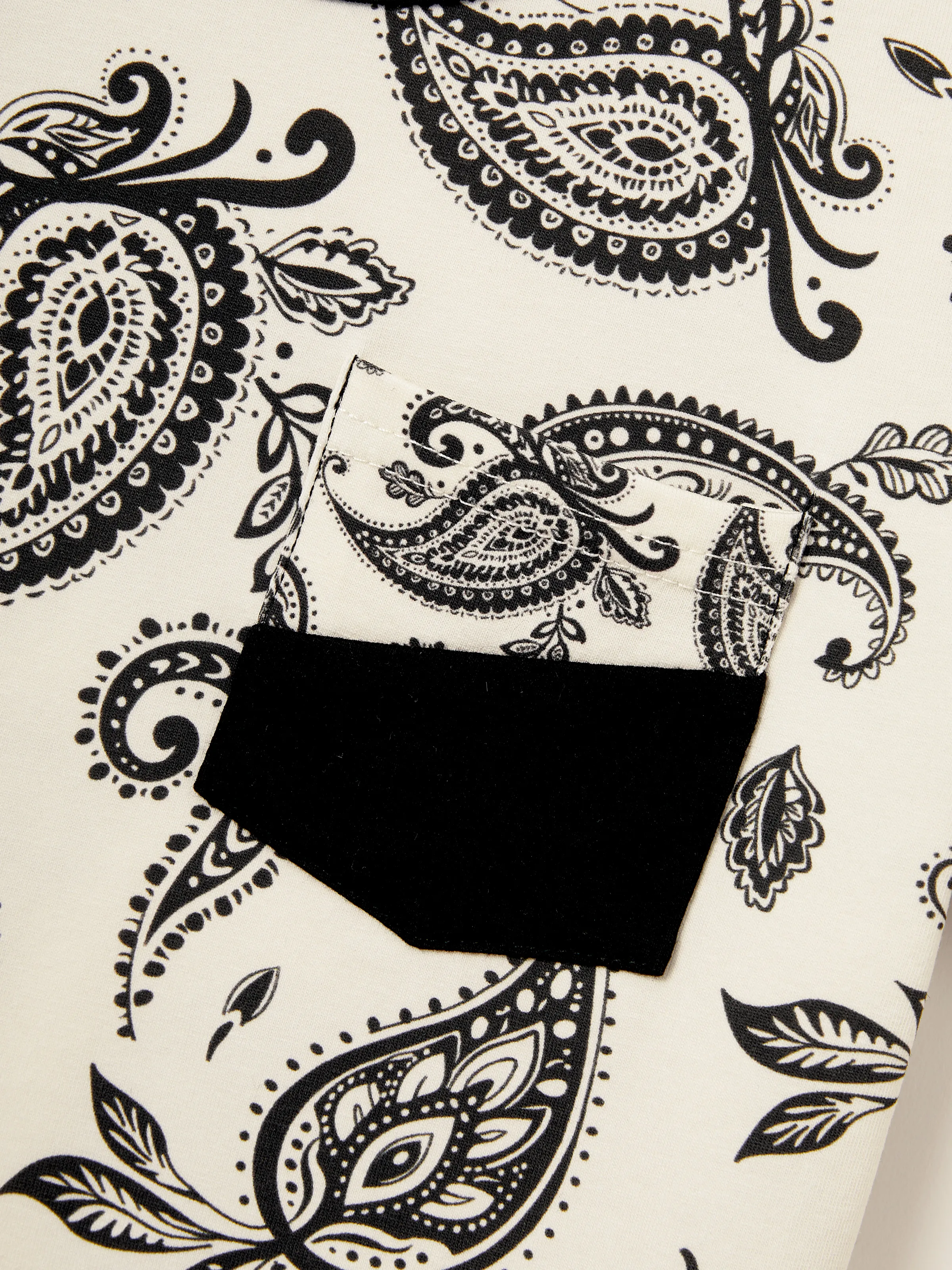 Daddy & Son Paisley Print Outfits Sleeveless Spaghetti Strap Dress & Cotton T-Shirt for Mom, Dad, & Kids Perfect for Family Outings & Photos Black - Image 12