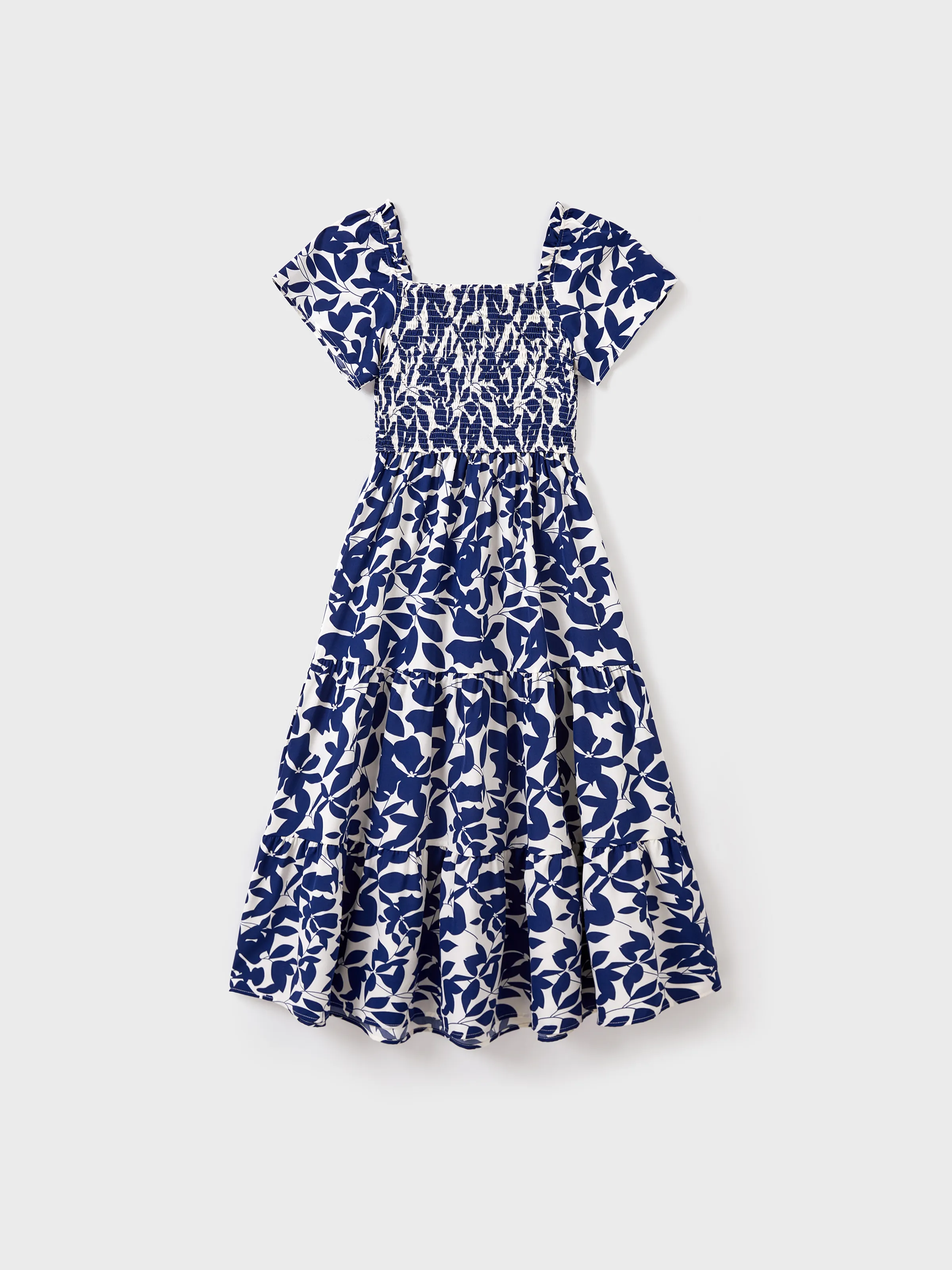 Family Matching Blue Colorblock Tee or Leaf Print Smocking Puff-sleeve Dress Set Blue - Image 2