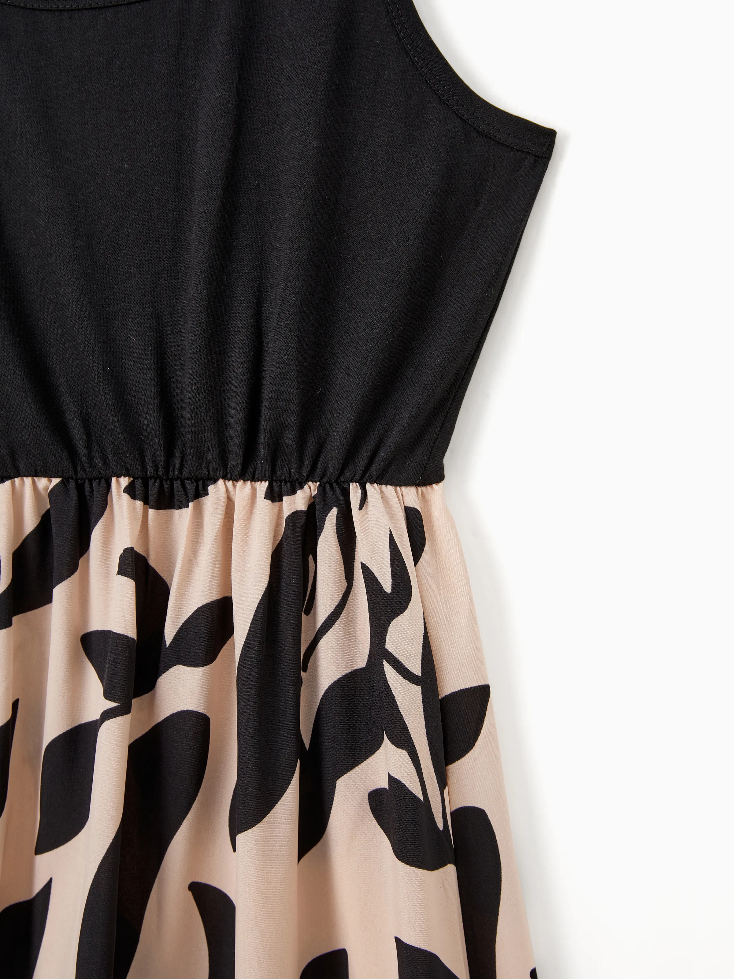 Family Matching Cross Back Floral Strap Dress and Colorblock Top Sets Black - Image 6