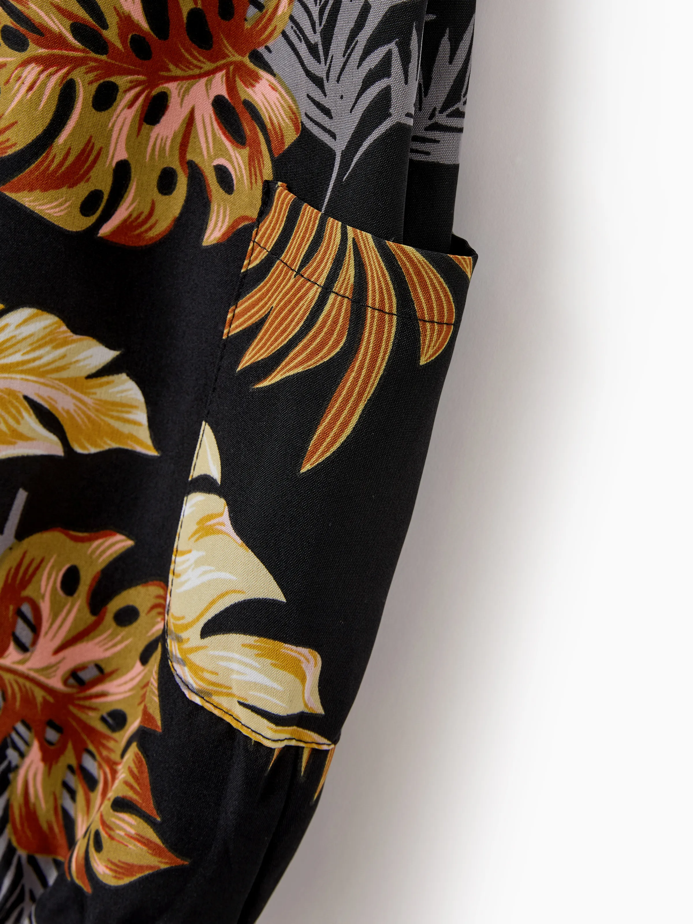 Family Matching Floral Print Beach Wear Short-sleeve Shirt or Camisole top and Wide-Leg Pants Set for Summer Vacation Family Looks Black+White - Image 20