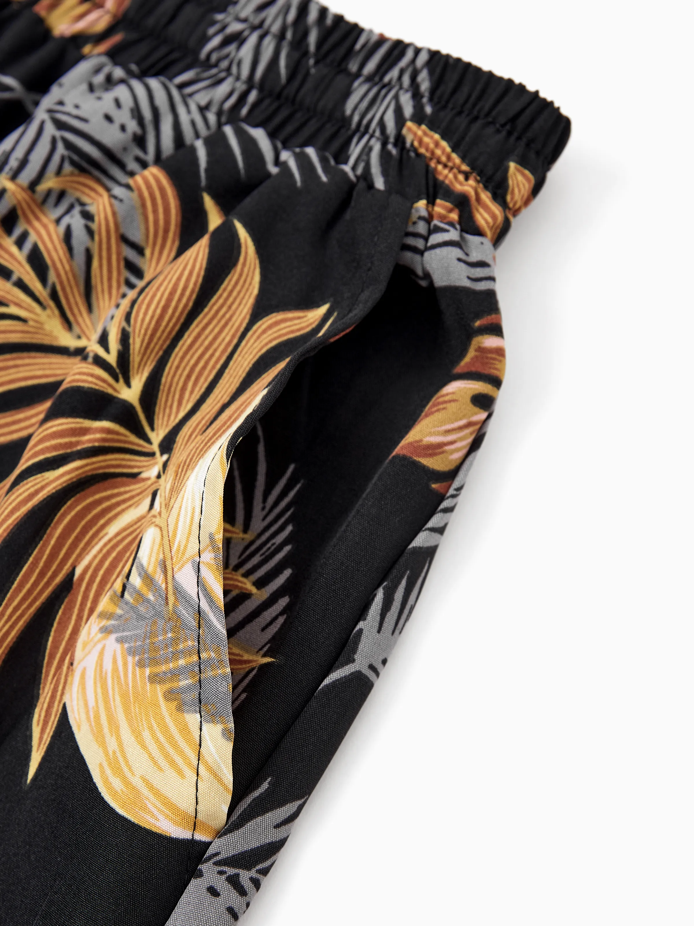 Family Matching Floral Print Beach Wear Short-sleeve Shirt or Camisole top and Wide-Leg Pants Set for Summer Vacation Family Looks Black+White - Image 9