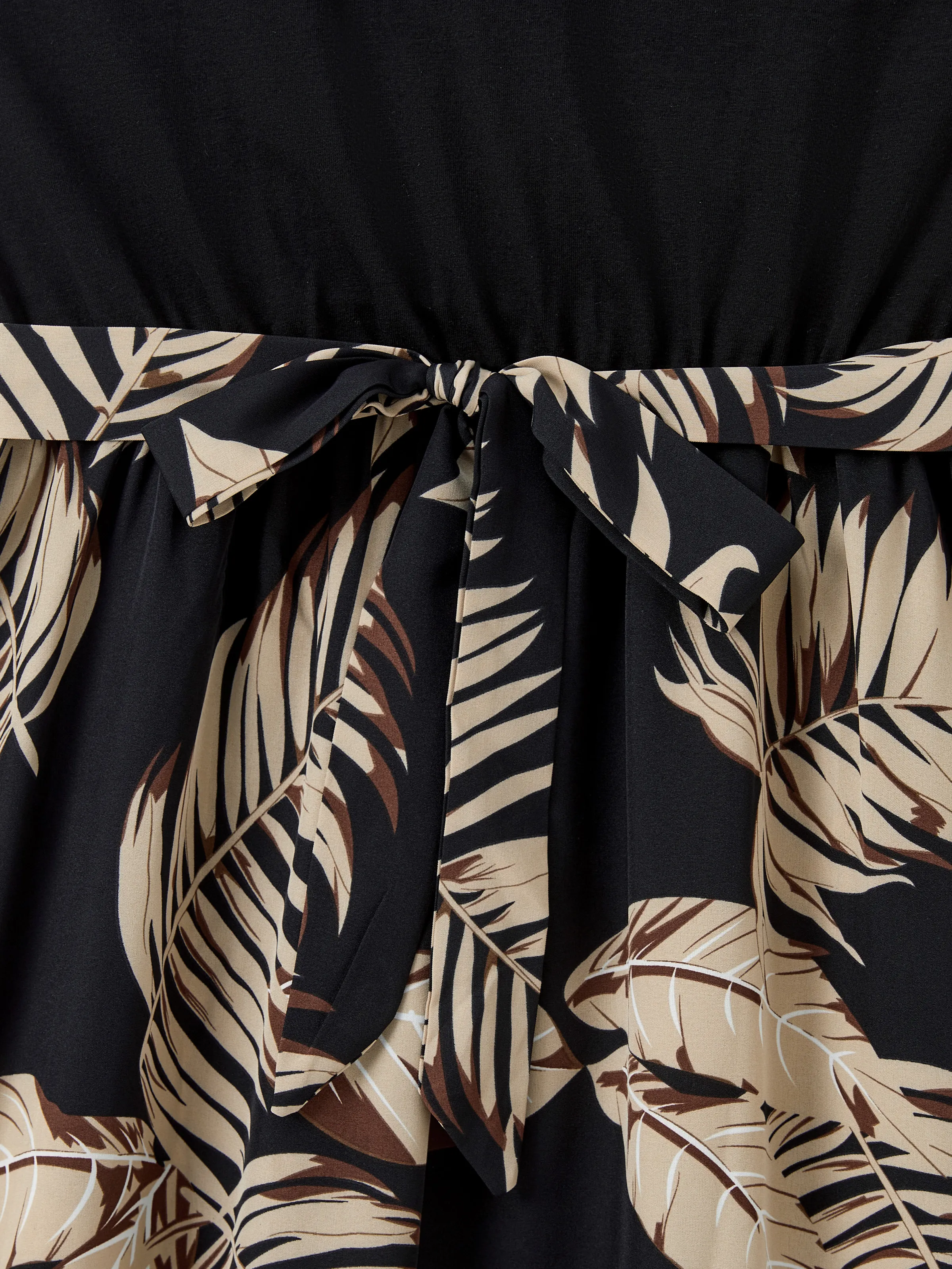 Family Matching Floral Print Belted Cami Dresses And Solid Short Sleeve Tops Sets Black - Image 6