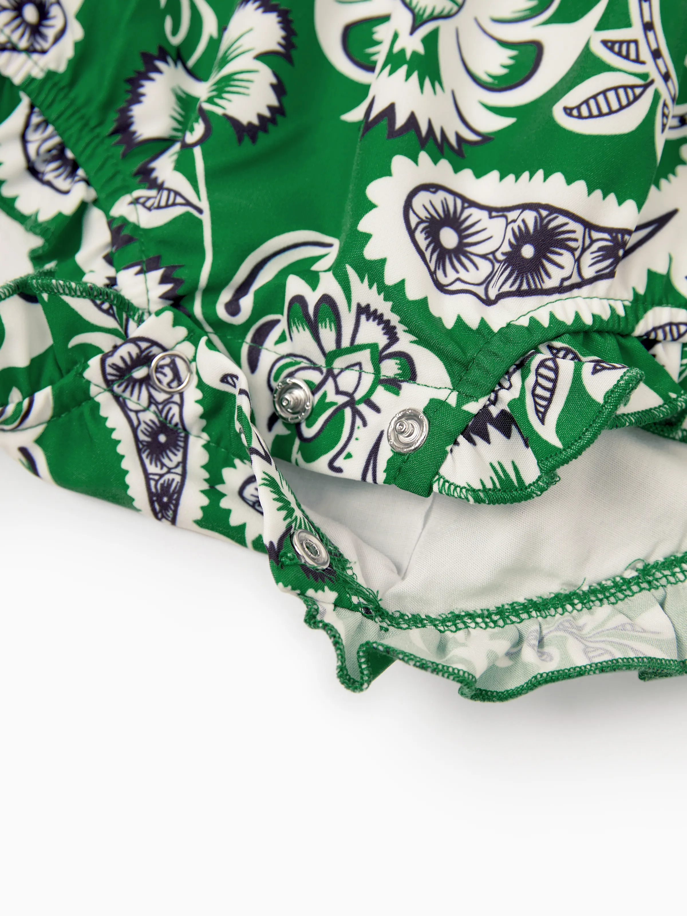 Family Matching Outfits Set Floral Print Short-sleeve Collar Shirt or Strappy Smocked  Dress for Summer Vacation  Green - Image 21