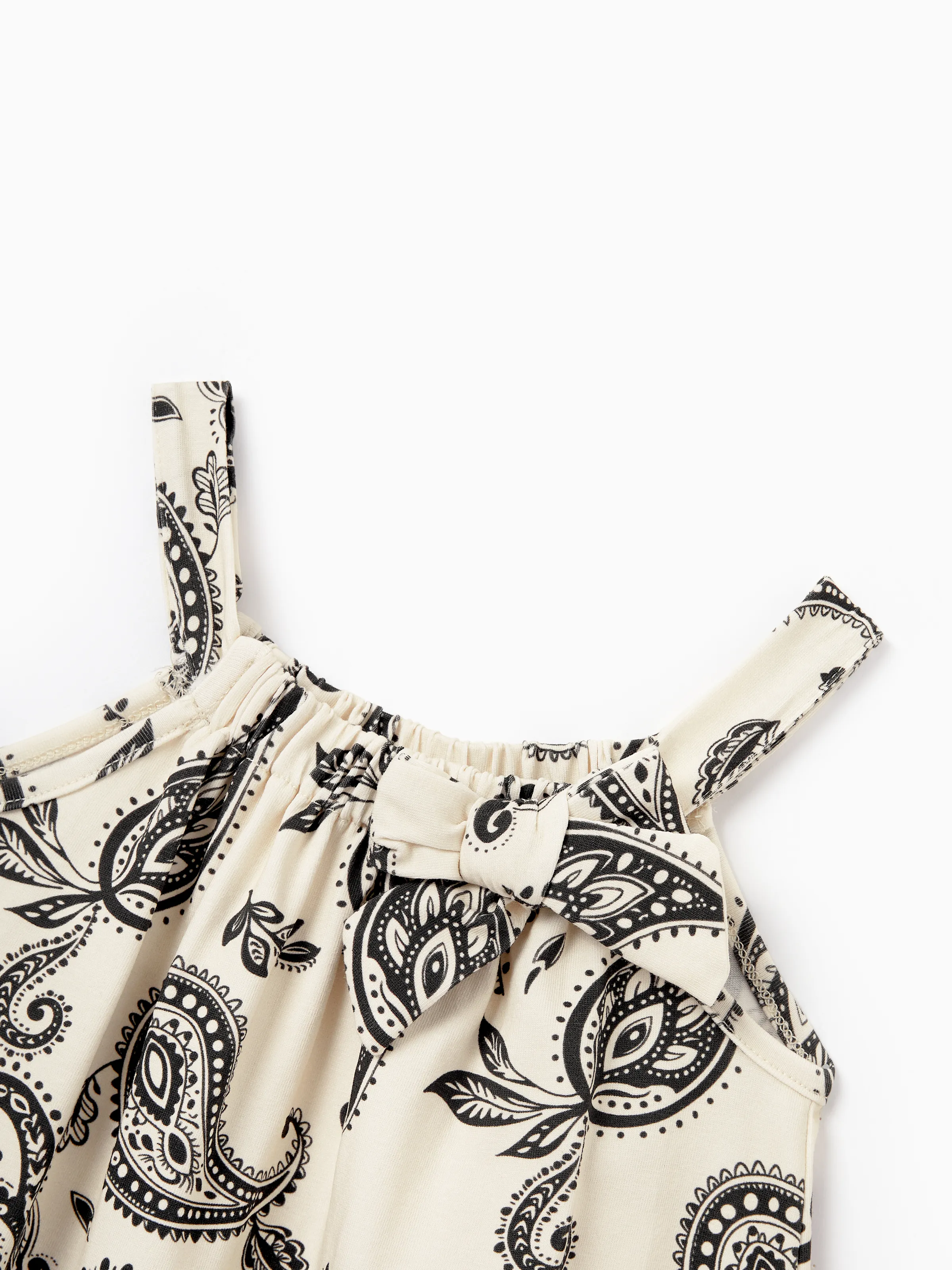 Family Matching Paisley Print Outfits Sleeveless Spaghetti Strap Dress & Cotton T-Shirt for Mom, Dad, & Kids Perfect for Family Outings & Photos
 Black - Image 14