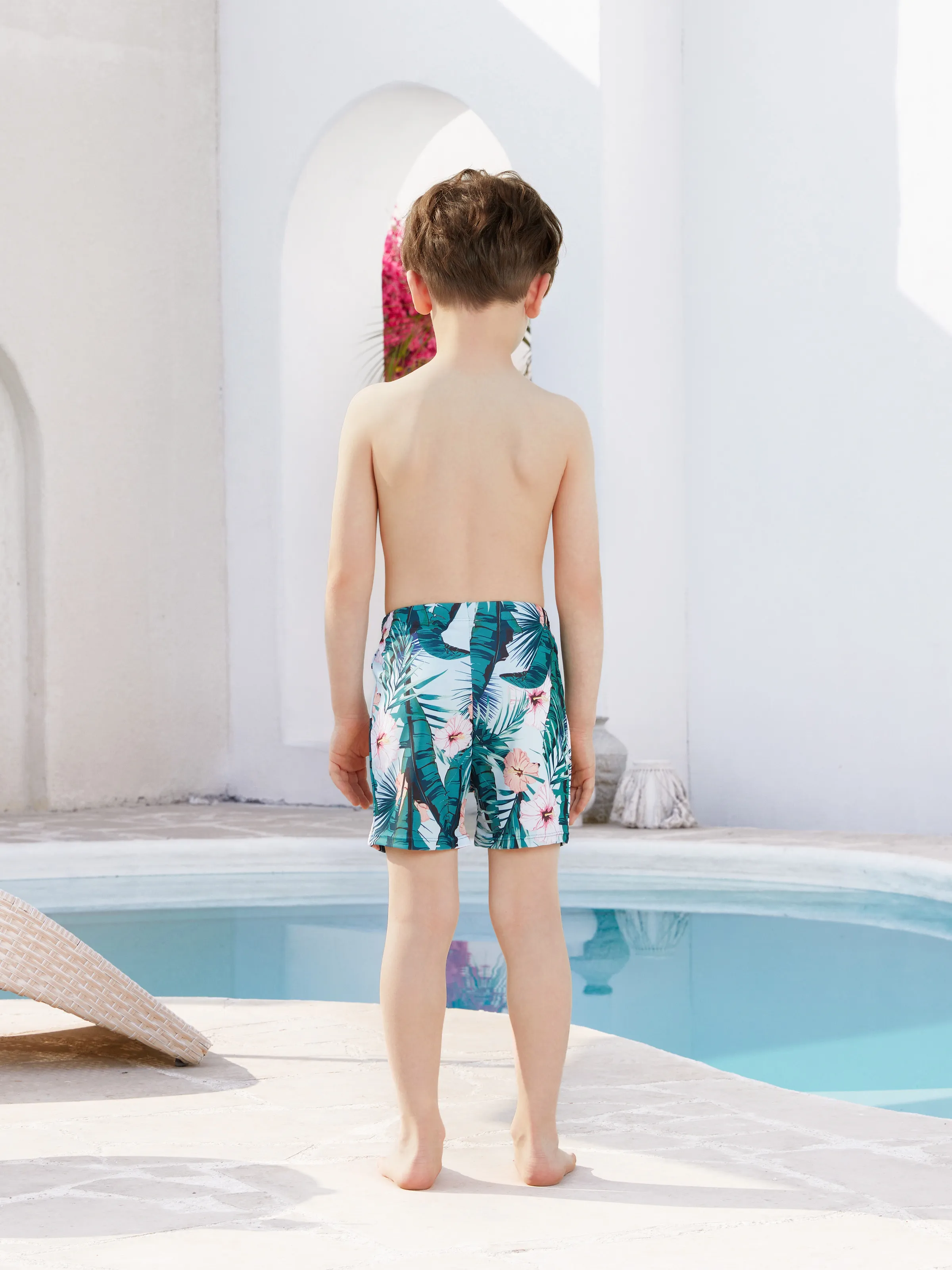 Family Matching Plant Print Ruffle Trim Spliced One-piece Swimsuit or Swim Trunks Green - Image 15