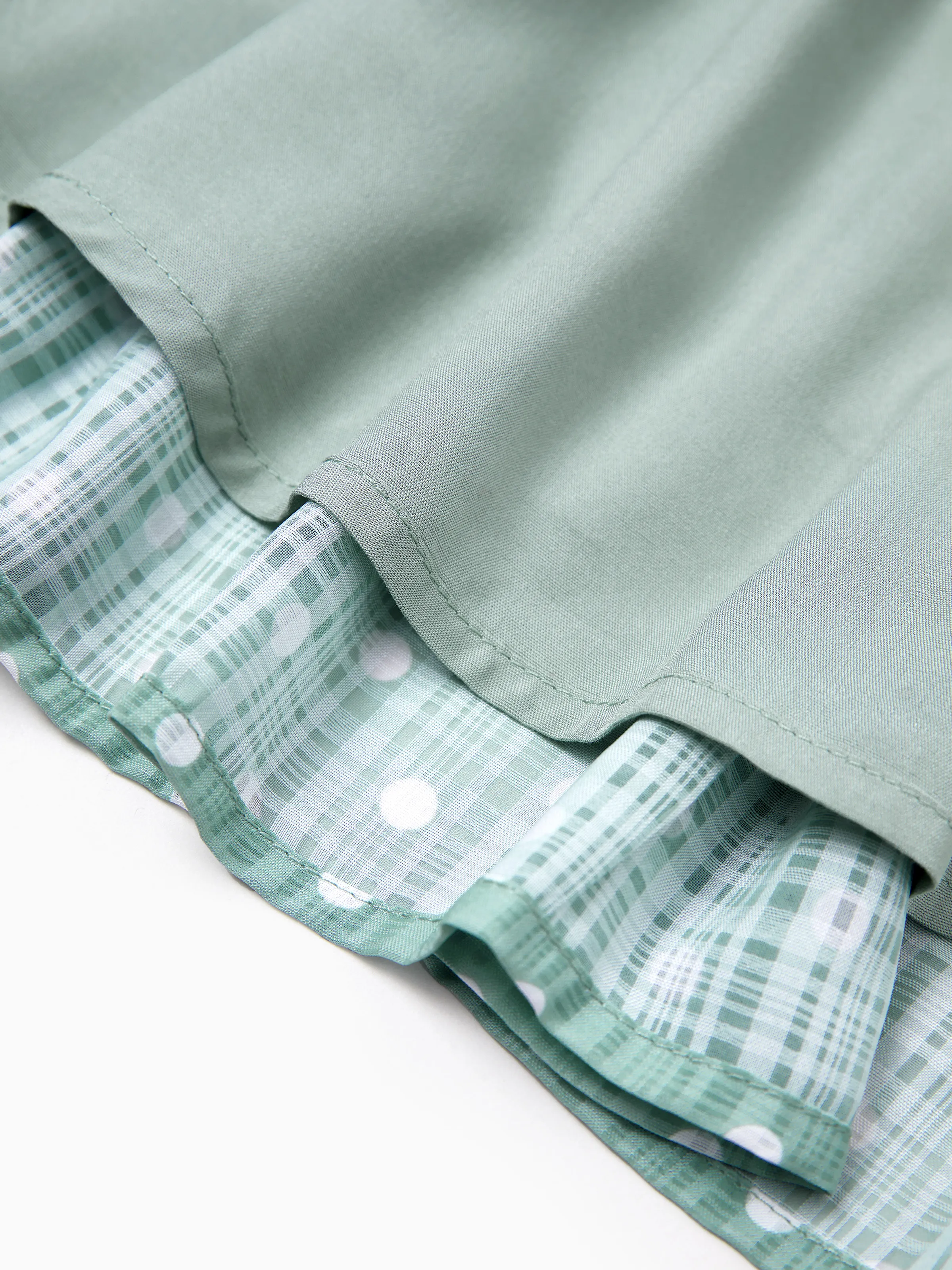 Family Matching T-Shirt & Dress Set Polka Dot Puff-sleeve Dress for Mom, Daughter & Baby, Color Block Cotton Tee for Dad & Son, Perfect for Family Outings & Photos Light Green - Image 16