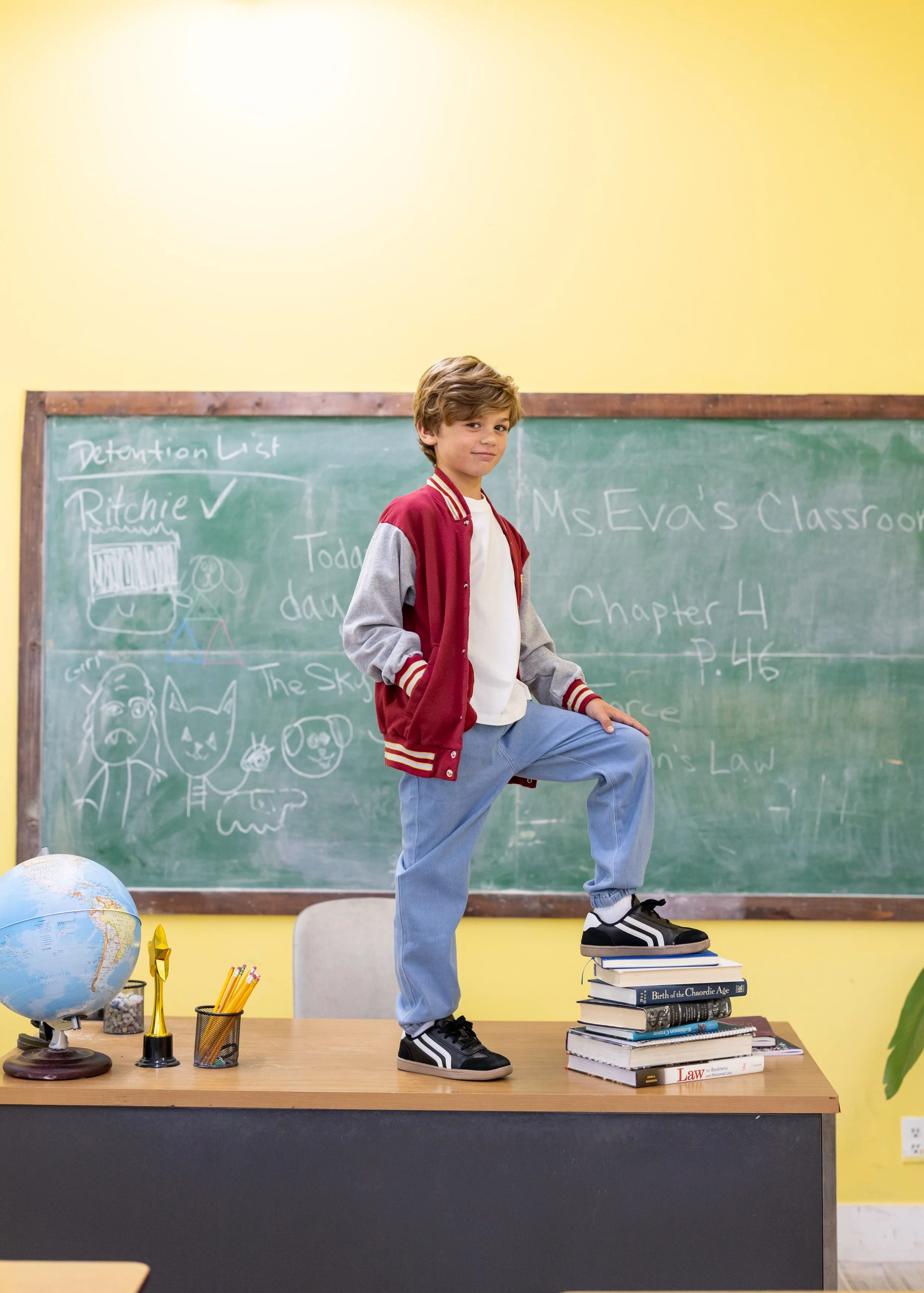 Kids Elastic Waist Denim Pants Soft Stretch Comfortable Everyday Jeans with Pockets Light Blue - Image 3