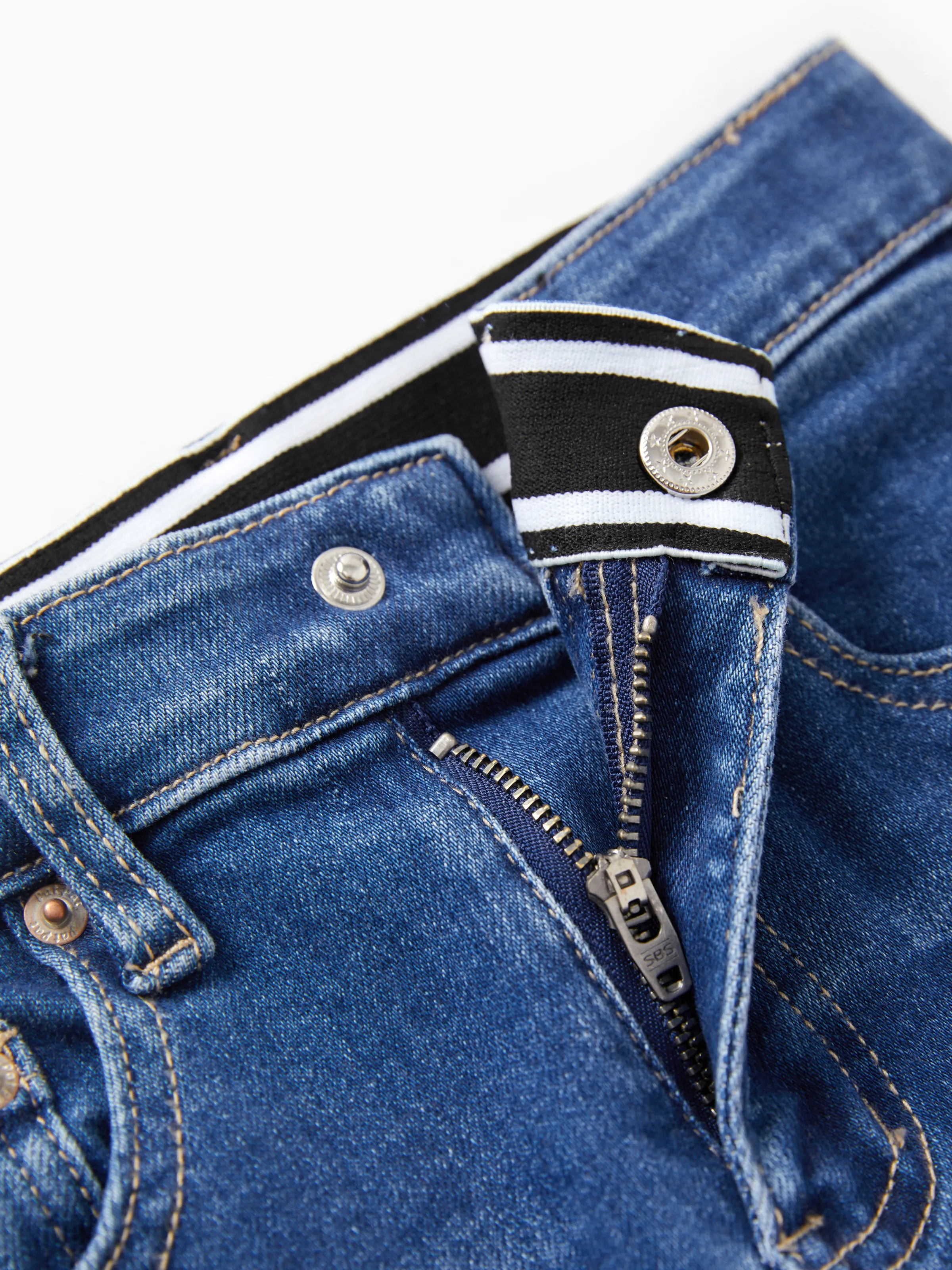 Kids Pull On Elastic Waist Denim Jeans Soft Stretch Comfortable Everyday Pants with Pockets Blue - Image 10