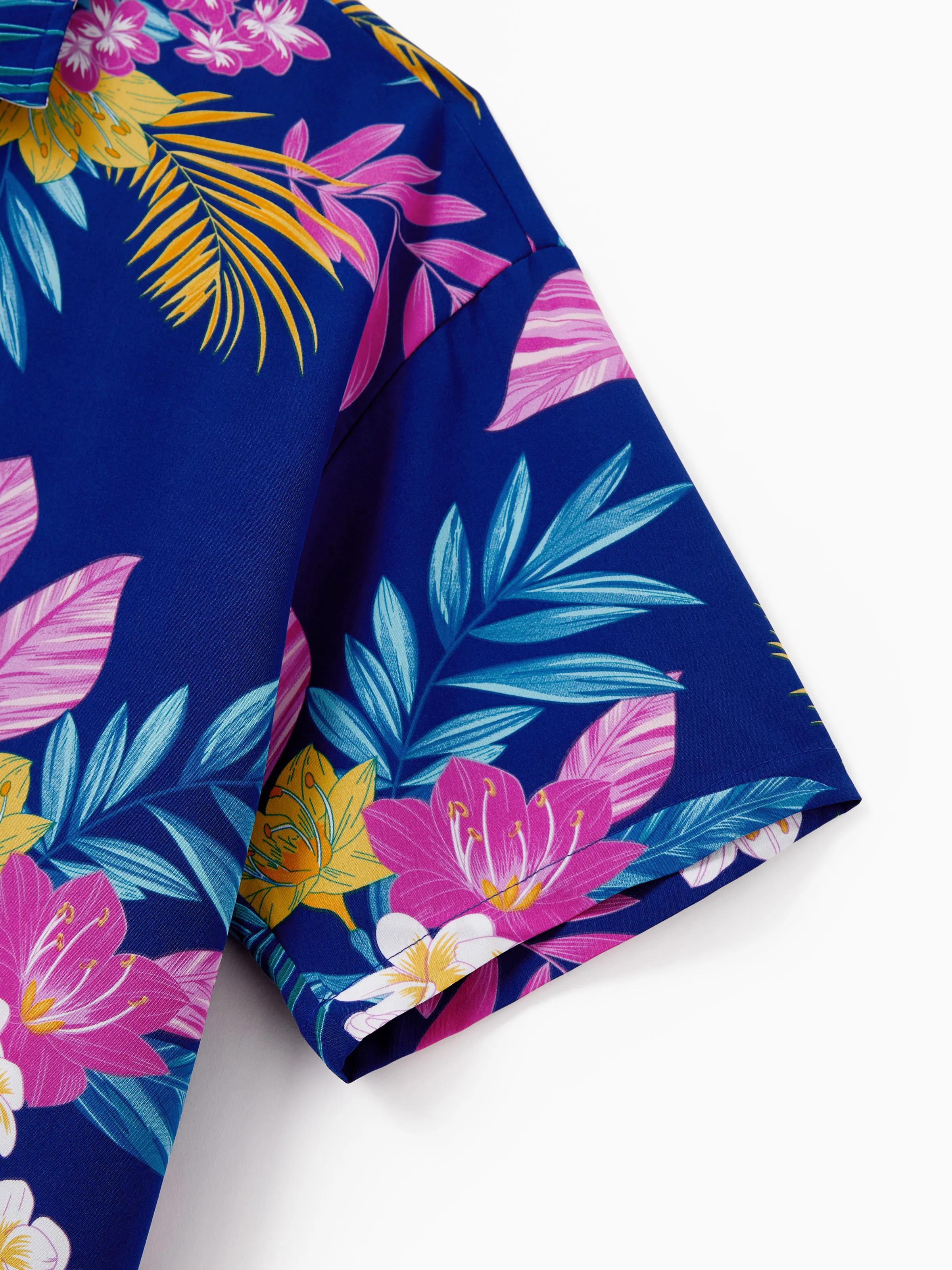 Matching Family Hawaiian Outfits Tropical Floral Print Strap Dress or Short-sleeve Shirts & Shorts Set Summer Beachwear Set for Vacation Deep Blue - Image 29