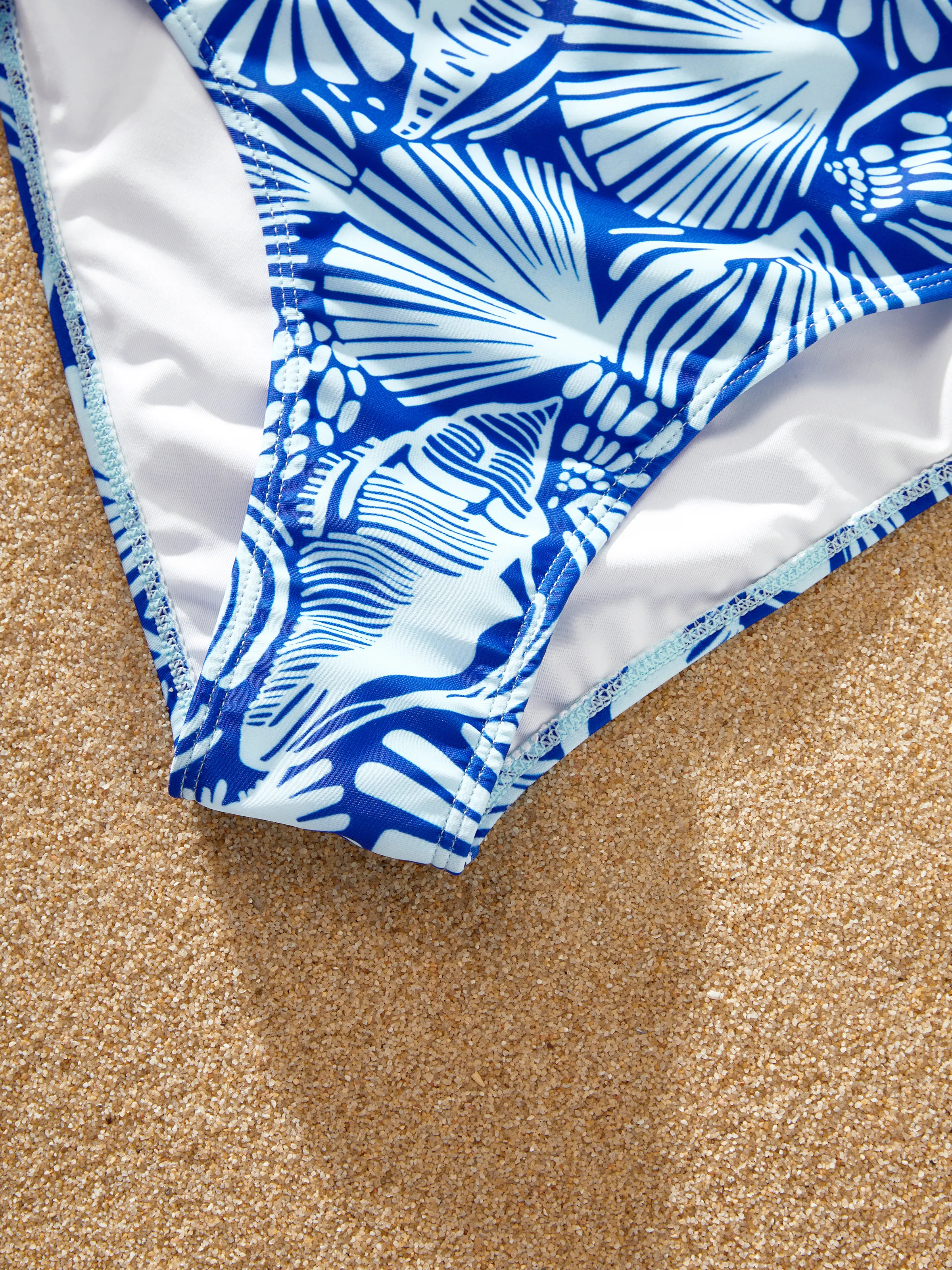 Matching Family Shell Print Swimwear Floral two-piece Bikini & Swim Shorts Set for Mom, Dad, & Kids, Perfect for Beach Days & Pool Parties Blue - Image 9
