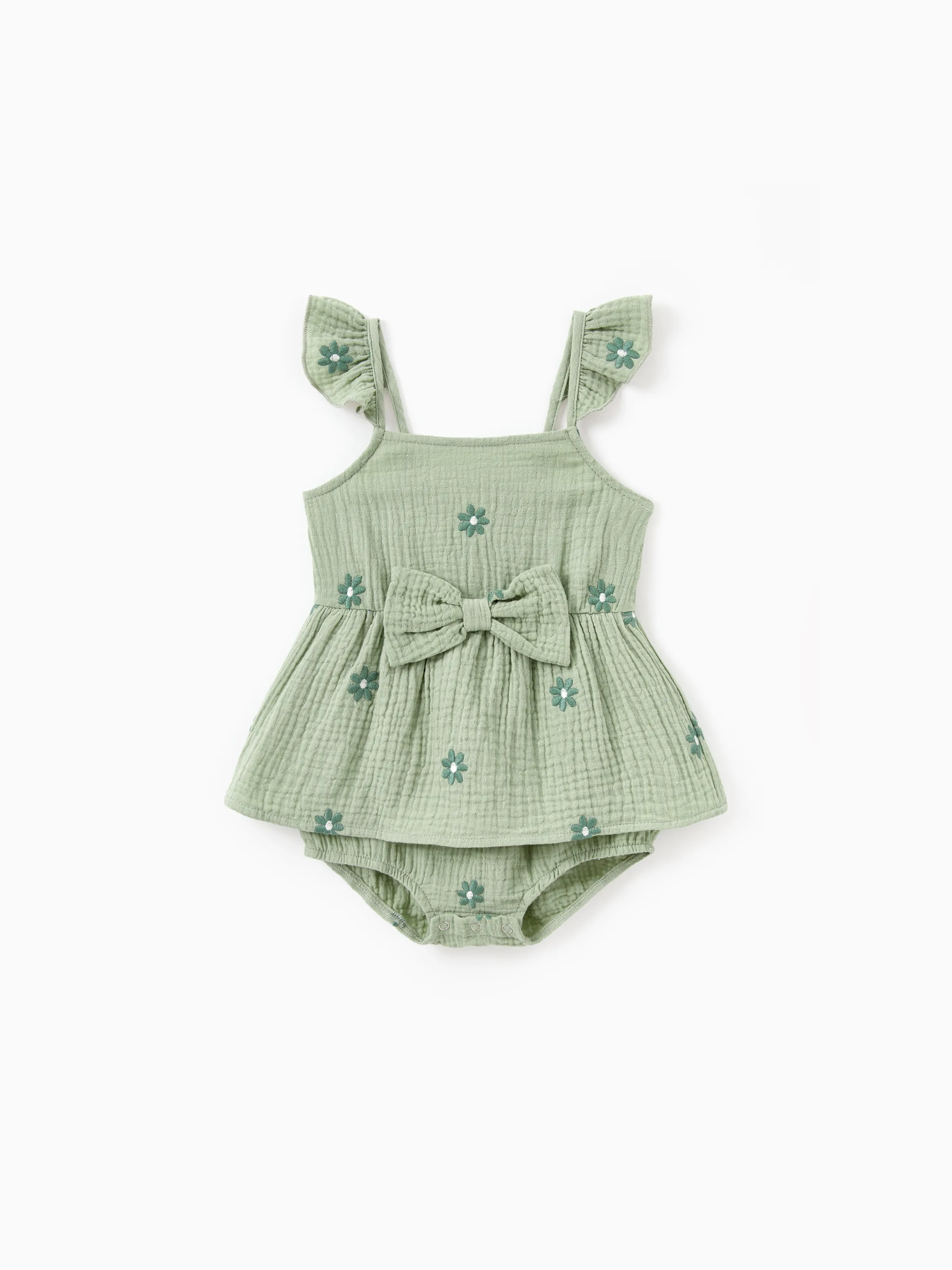 Matching Floral Cotton Dresses for Mom & Me Button-Down Smocked Floral Strap Dress for Mom, Baby Girl Ruffle Dress with Bow, Perfect for Summer Family Outings & Photos Pale Green - Image 12