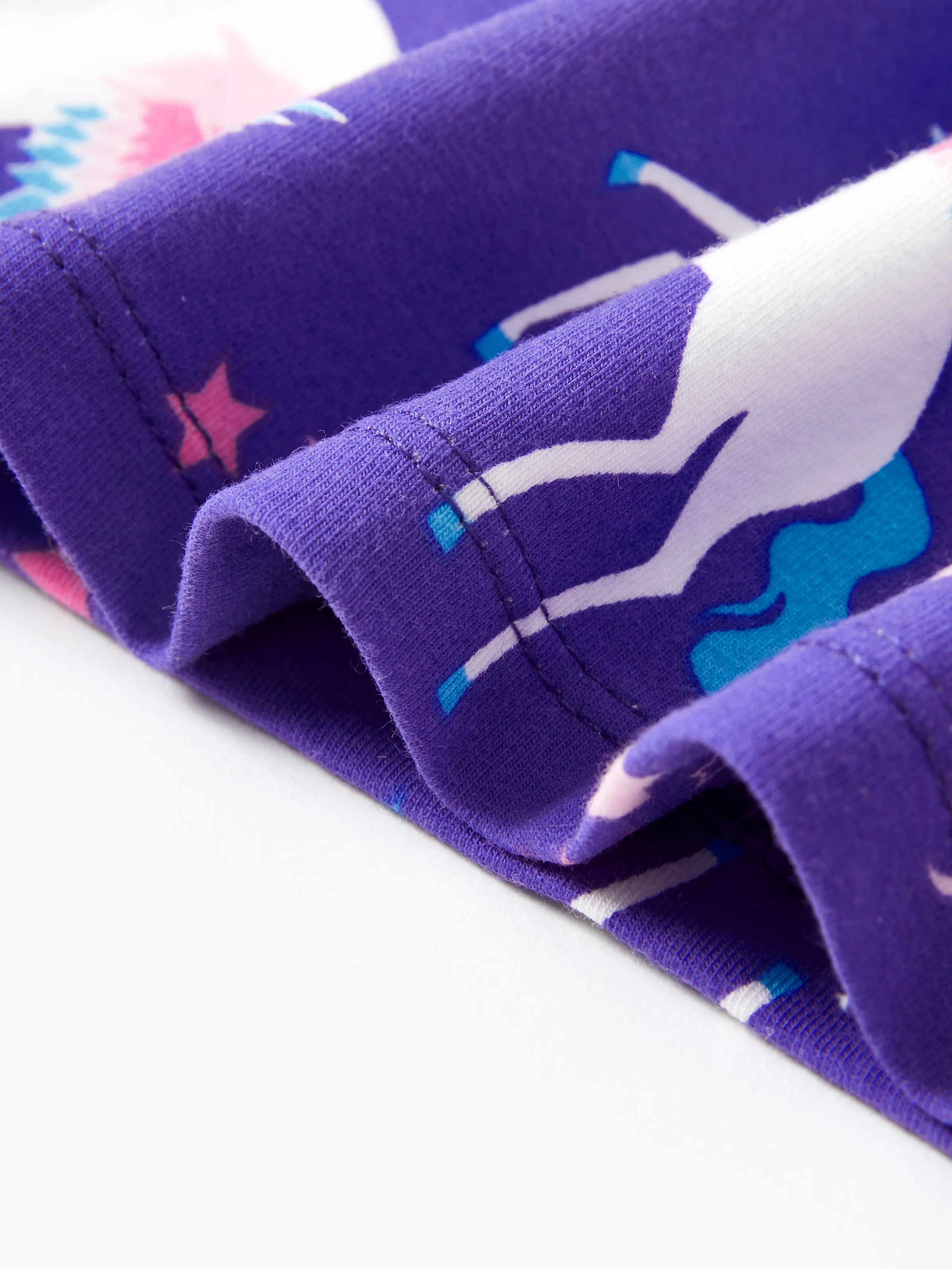 Toddler / Kids 2-piece Organic Cotton Pajamas with Childlike Print Snug fit Pjs for Girls / Boys Purple - Image 9